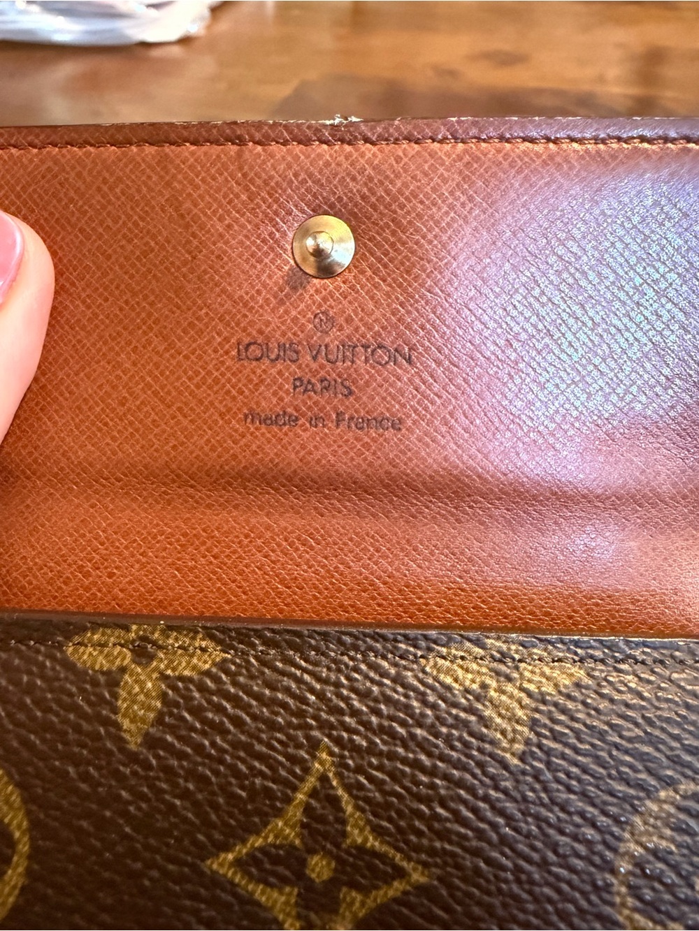 Louis Vuitton Monogram Compact Wallet in Brown & Gold - EUC - Picture 2 of 7